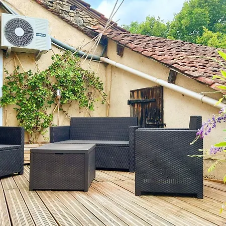 La Closerie Des Arts - Piscine Et Gasthuis 3*